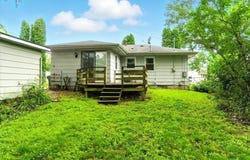 740 Hall Avenue, Waterloo, IA 50707
