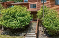 213 Falls Circle, Bushkill, PA 18324