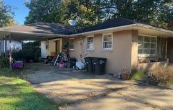 2323 Barnett Street, Paducah, KY 42003