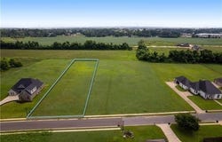 1328 BONAIRE Trace lot: 42, Alexandria, LA 71303