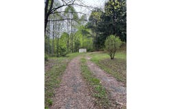 1640 Licklog Rd, Newland, NC 28657