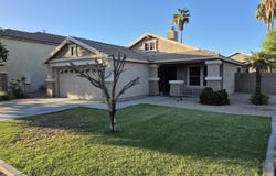 7027 W MIDWAY Avenue, Glendale, AZ 85303