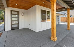 2746 Sunset Court, Steilacoom, WA 98388