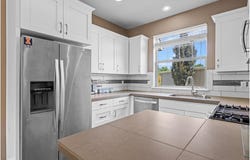 8324 SW MAXINE LN, Wilsonville, OR 97070