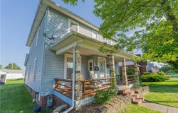 337 Garfield Avenue NW, Carrollton, OH 44615