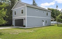 202 W Carpenter Street, Charlevoix, MI 49720