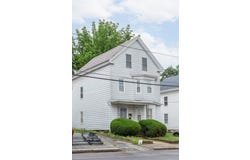 21 Myrtle St, Lowell, MA 01850