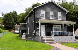 29 FELLOWS Street, Shickshinny, PA 18655