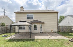 912 Lionshead Lane, Greenwood, IN 46143