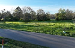 FRIDGE ST, ELLISVILLE, MS 39437