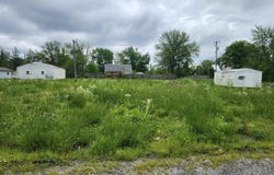64 S 2ND Street, Ashley, IL 62808