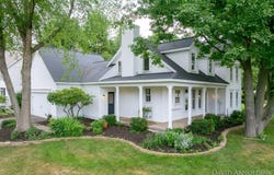 401 Erin Isle Court, Holland, MI 49424