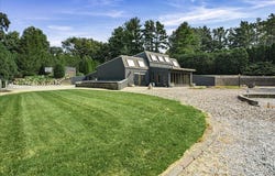 10 Vine Drive, Hebron, IN 46341