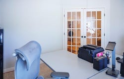 1004 Vintage Avenue, Gainesville, TX 76240