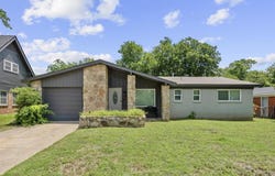 321 Thompson Drive, Saginaw, TX 76179