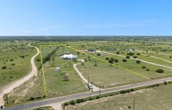 5925 County Road 236 RD, Liberty Hill, TX 78642