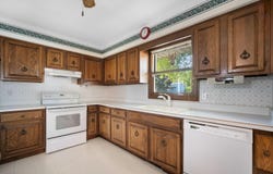 735 Sheridan Dr, West Bend, WI 53095