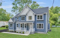 13 BEAVER AVENUE, MOUNT LAUREL, NJ 08054