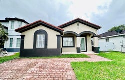 10886 SW 242nd St, Homestead, FL 33032