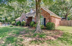 300 Wildwood Boulevard, Jackson, MS 39212