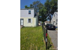 201 SE summerhill Road SE, Spotswood, NJ 08884