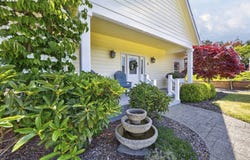 8 ONADOONE Ct, Florence, OR 97439