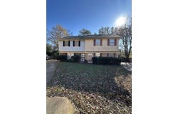 5668 HINTON PLACE Dr, Memphis, TN 38119