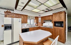 339 White Road, Hawk Point, MO 63349