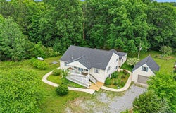 5541  Cedar Ln, Amelia Courthouse, VA 23002