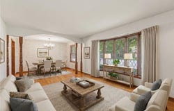 6820 Wildwood Drive, Raytown, MO 64133