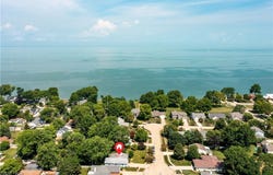 4276 Ford Lane, Vermilion, OH 44089