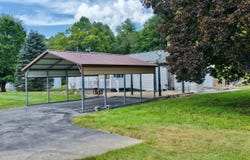 17522 N State Route 20, Meadow Bridge, WV 25976