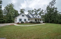 207 Stagecoach, Danielsville, GA 30633