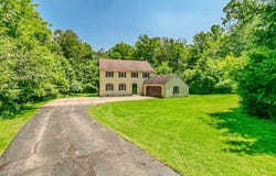 13031 Millstone Drive, Chardon, OH 44024