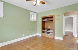 1717 Yale Avenue, St Louis, MO 63117
