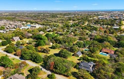 370 Oakview Drive, Double Oak, TX 75077