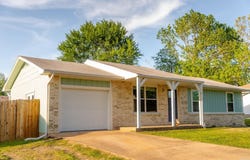 142 W Factory Street, Gassville, AR 72653