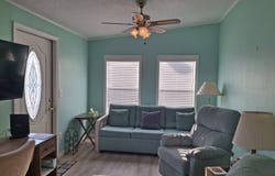 71 4th Ave, Venice, FL 34285