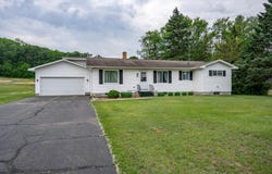 107 Oak Street, Necedah, WI 54646