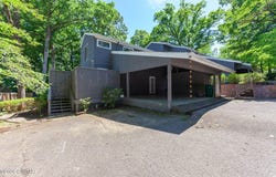 1104 North Parkway, Jackson, TN 38301