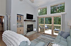 131 Harbor Lights Drive, Salem, SC 29676