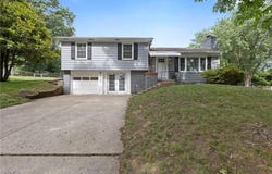 6324 Harvard Avenue, Raytown, MO 64133