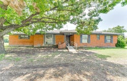 410 Ovilla Road, Waxahachie, TX 75167