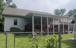 539 E Clay St, Clinton, KY 42031-1229