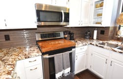 114 Fair Oaks Dr, Fairfield Bay, AR 72088