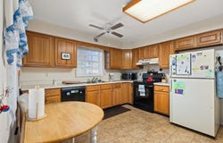 5846 GREENBRIAR COURT, ZEPHYRHILLS, FL 33542