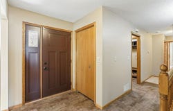 2199 Holly Avenue N, Oakdale, MN 55128