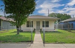 1727 Leander ST, Georgetown, TX 78626