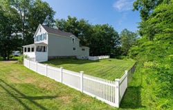 62 Epping Road, Exeter, NH 03833