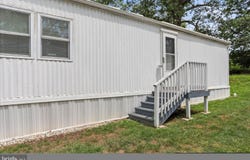 2723 QUEEN STREET S, YORK, PA 17403